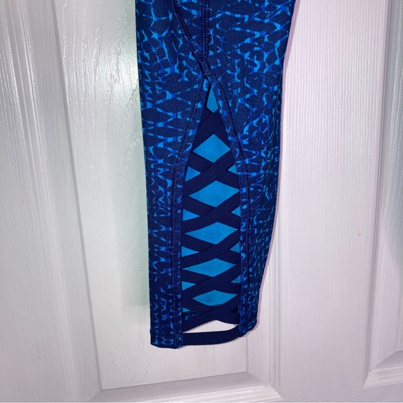Lululemon Pure Practice Pant Leggings 25” Blue 6 High Waisted - Picture 9 of 11